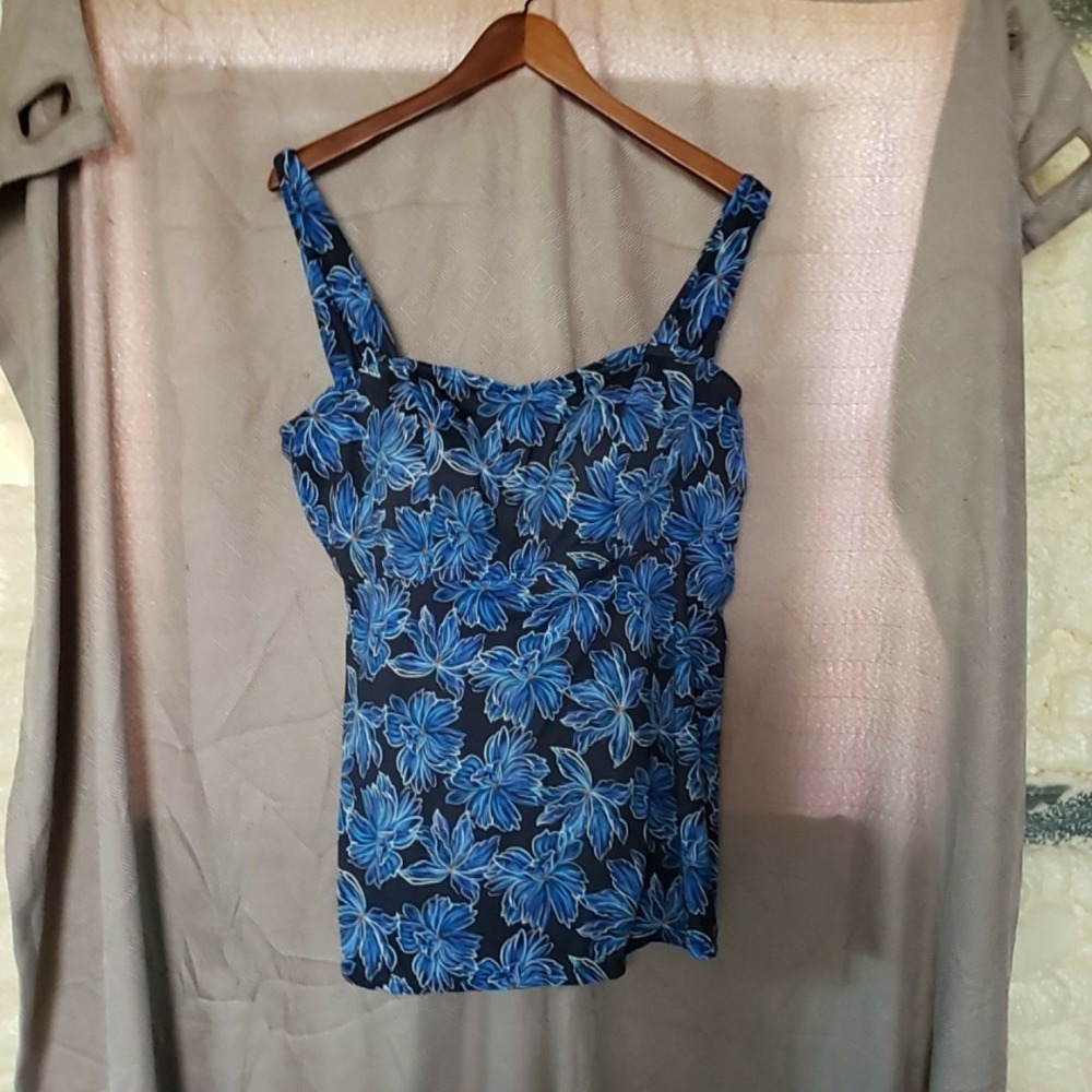 Swimsuit For All Tankini Swim Top Womens 20 Plus Blue Floral Wide Strap Lined